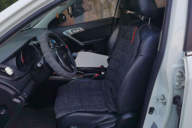 Used Kia Forte 2012 1.6L AT Premium Commemorative Edition Left Front Seat