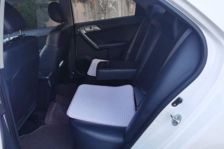 Used Kia Forte 2012 1.6L AT Premium Commemorative Edition Left Rear Seat