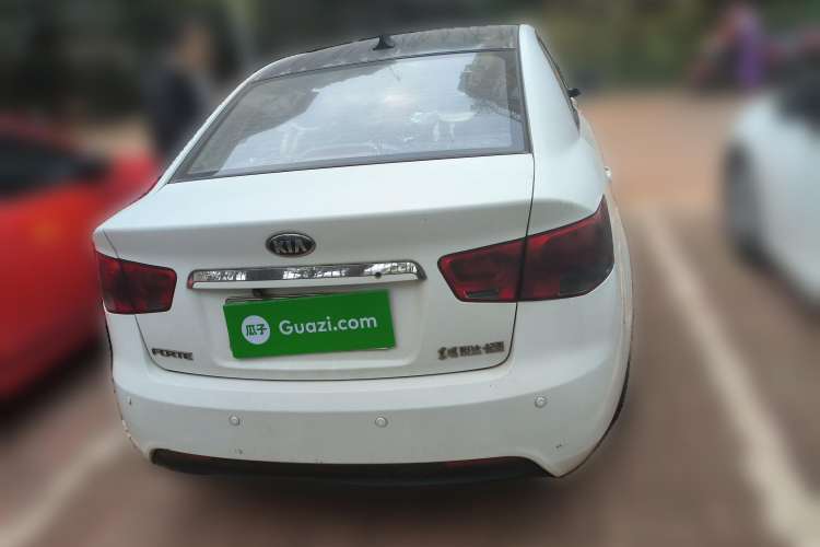 Used Kia Forte 2012 1.6L AT GL Commemorative Edition Rear