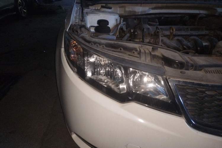 Used Kia Forte 2012 1.6L MT GL Commemorative Edition Right Front Headlight