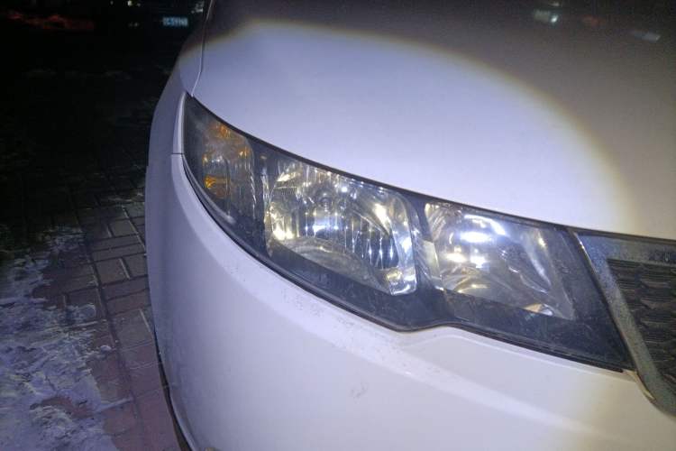 Used Kia Forte 2012 1.6L MT GL Commemorative Edition Right Front Headlight