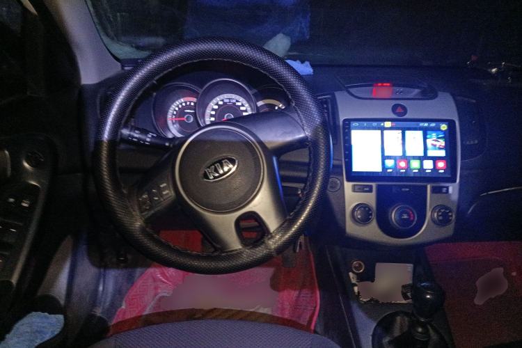 Used Kia Forte 2012 1.6L MT GL Commemorative Edition Steering Wheel