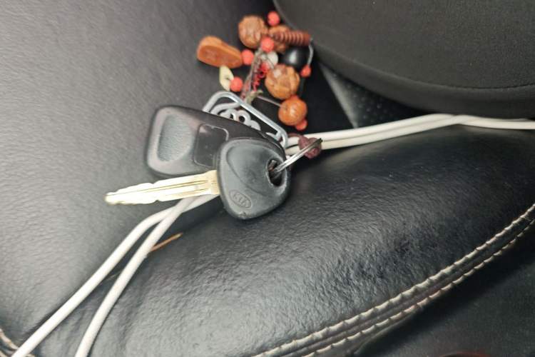 Used Kia Forte 2012 1.6L AT GL Commemorative Edition Vehicle Key