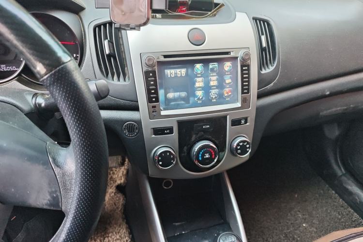 Used Kia Forte 2014 1.6L MT GL Audio And AC Panel
