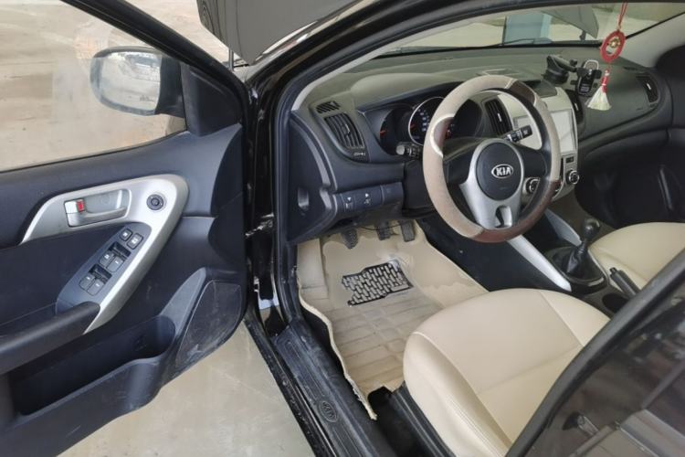 Used Kia Forte 2014 1.6L MT GL Driver Seat