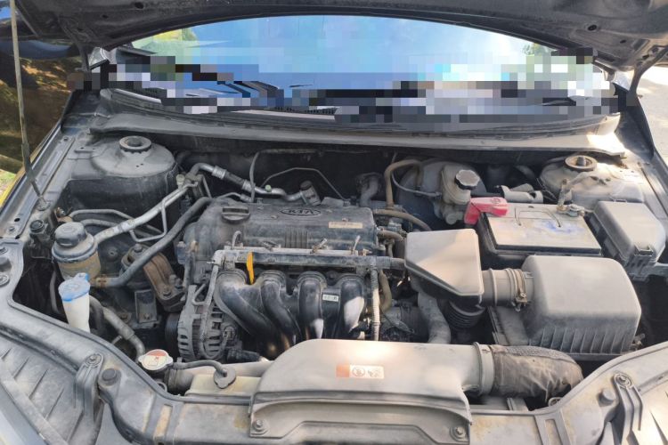 Used Kia Forte 2014 1.6L MT GL Engine Bay
