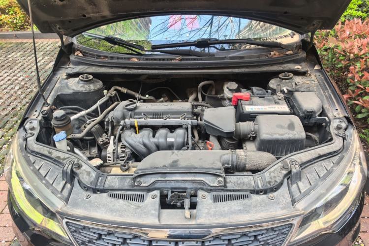 Used Kia Forte 2014 1.6L AT GL Engine Bay