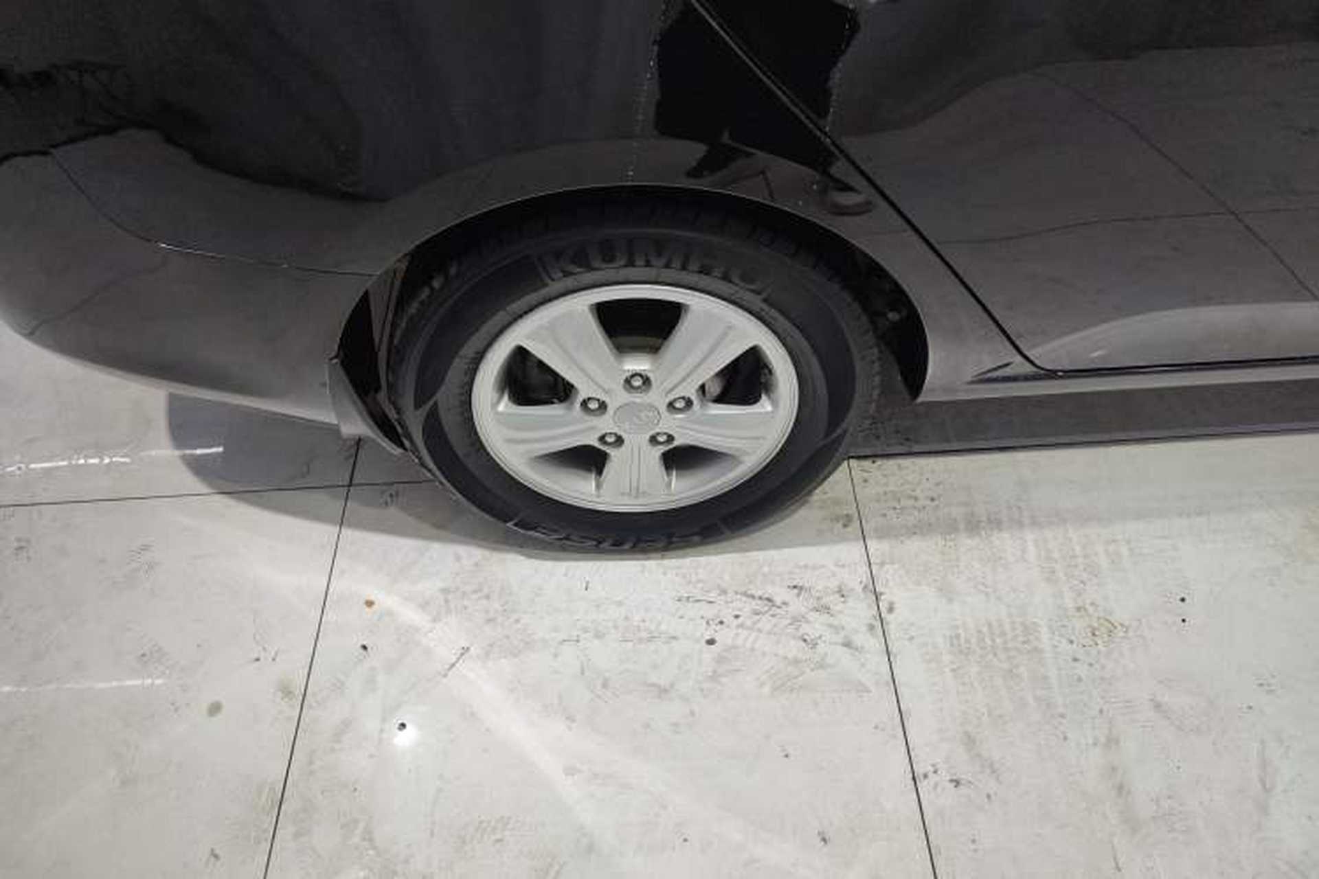 Used Kia Forte 2014 1.6L MT GL Exterior 8