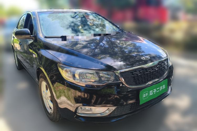 Used Kia Forte 2014 1.6L MT GL Front Right 45 Deg