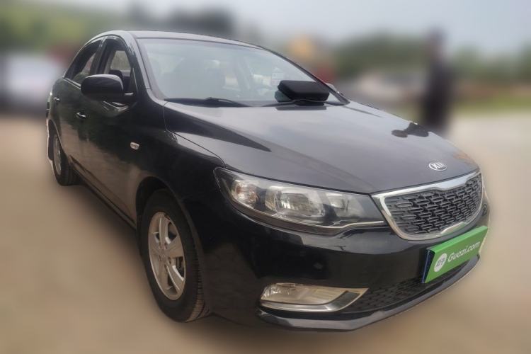 Used Kia Forte 2014 1.6L MT GL Front Right 45 Deg
