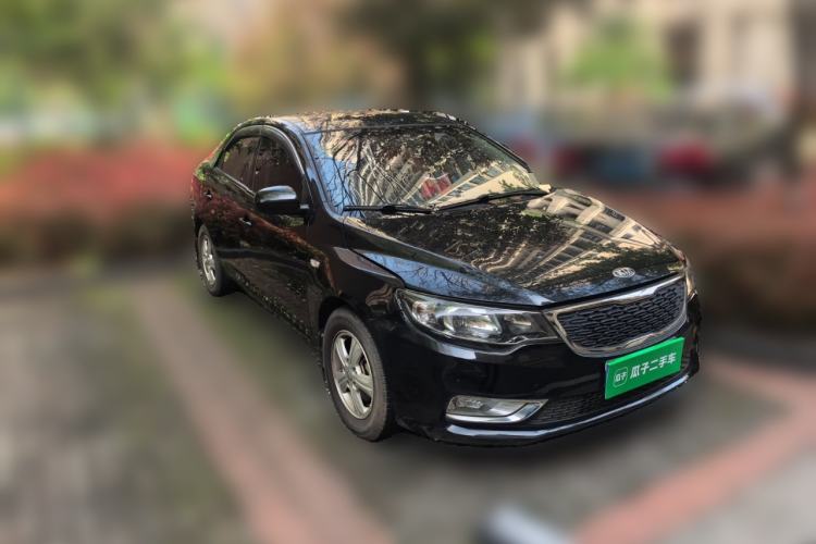 Used Kia Forte 2014 1.6L AT GL Front Right 45 Deg