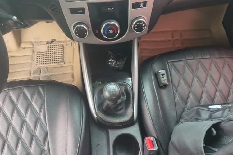 Used Kia Forte 2014 1.6L MT GL Gear Lever