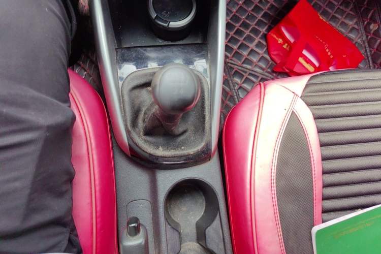 Used Kia Forte 2014 1.6L MT GL Gear Lever