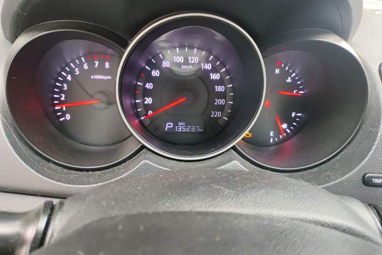 Used Kia Forte 2014 1.6L AT GL Instrument Cluster