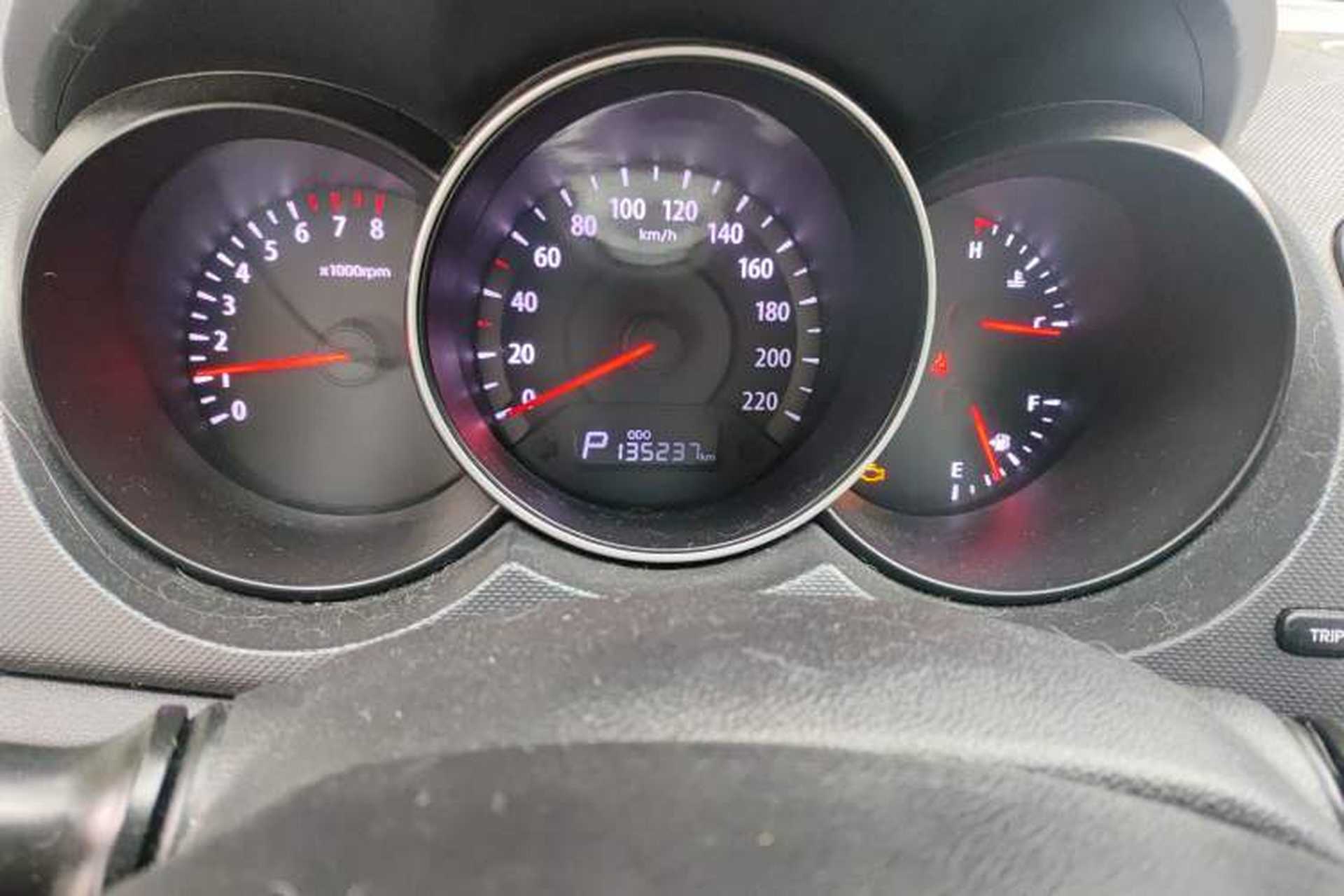 Used Kia Forte 2014 1.6L AT GL Instrument Cluster