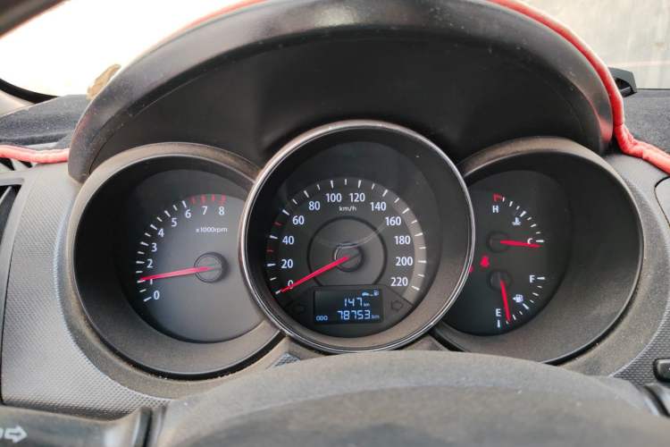 Used Kia Forte 2014 1.6L MT GLS Instrument Cluster