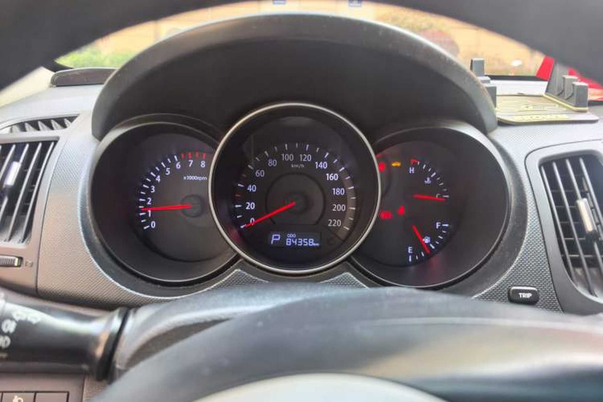 Used Kia Forte 2014 1.6L AT GL Instrument Cluster