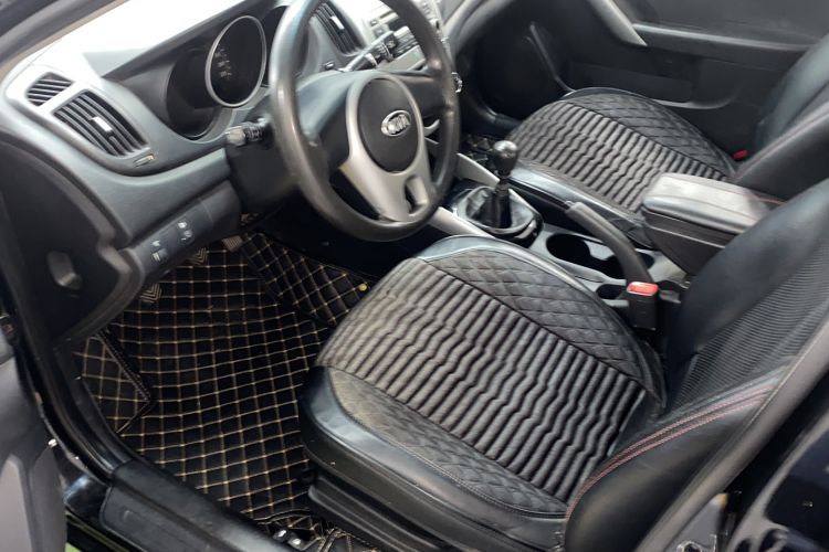 Used Kia Forte 2014 1.6L MT GL Interior 1