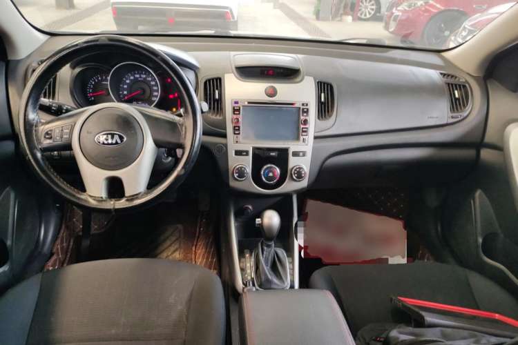 Used Kia Forte 2014 1.6L AT GL Interior 2