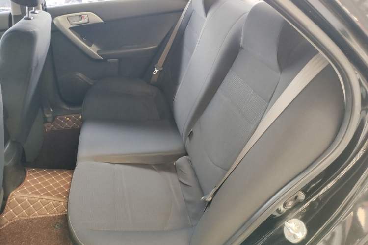 Used Kia Forte 2014 1.6L AT GL Interior 4