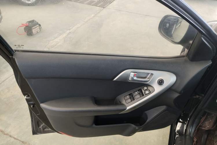 Used Kia Forte 2014 1.6L AT GL Interior 7