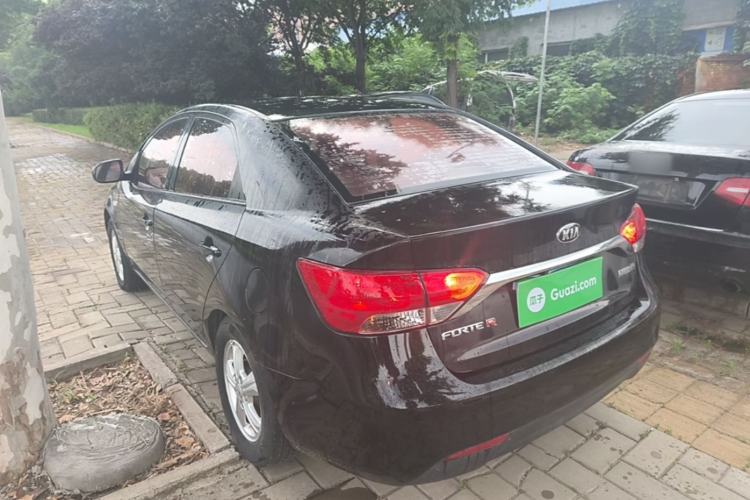 Used Kia Forte 2014 1.6L MT GL Rear Left 45 Deg