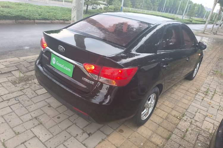 Used Kia Forte 2014 1.6L MT GL Rear Right 45 Deg