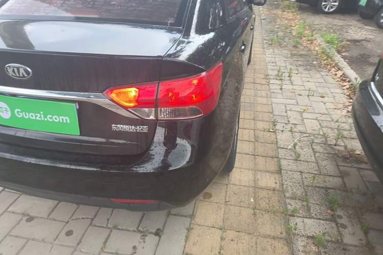 Used Kia Forte 2014 1.6L MT GL Right Rear Taillight