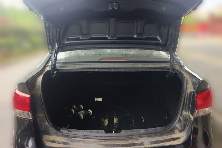 Used Kia Forte 2014 1.6L MT GL Trunk