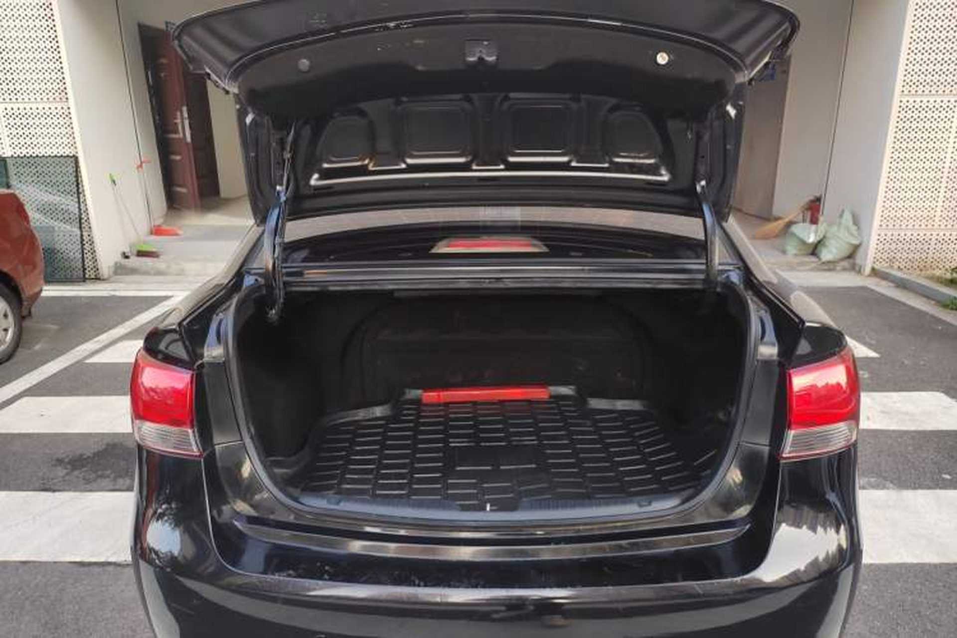 Used Kia Forte 2014 1.6L MT GL Trunk