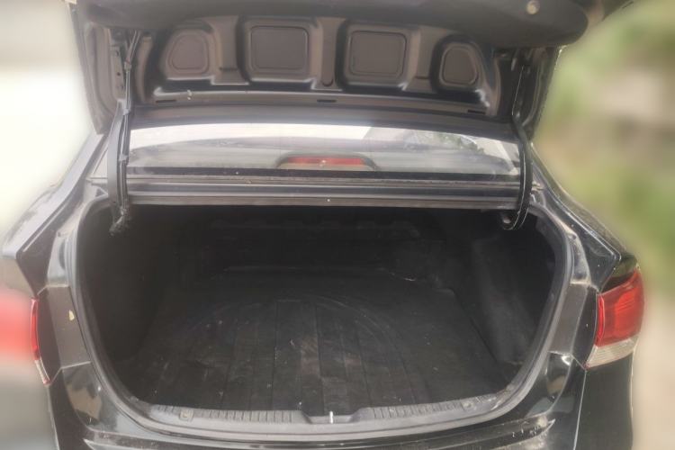 Used Kia Forte 2014 1.6L MT GL Trunk
