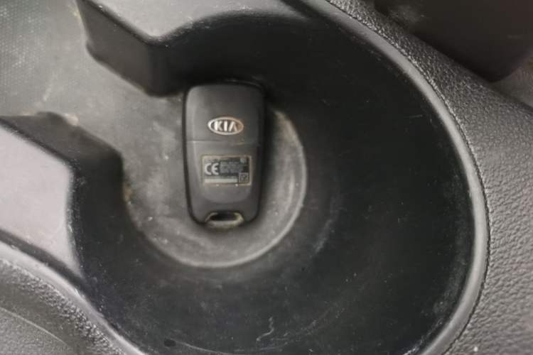 Used Kia Forte 2014 1.6L MT GL Vehicle Key