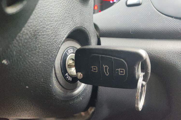Used Kia Forte 2014 1.6L AT GL Vehicle Key