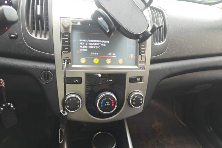 Used Kia Forte 2014 1.6L MT GL Audio And AC Panel