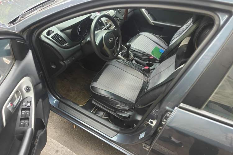Used Kia Forte 2014 1.6L MT GL Driver Seat
