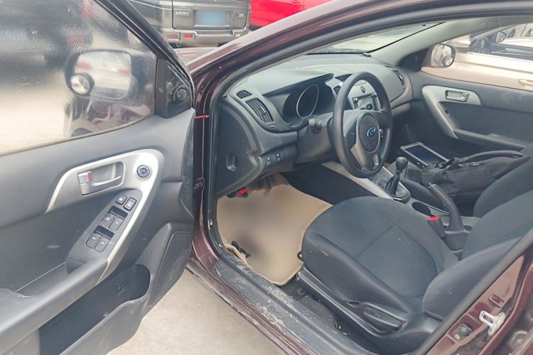 Used Kia Forte 2014 1.6L MT GL Driver Seat