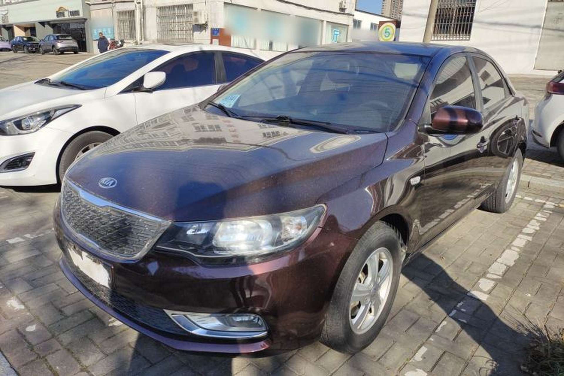 Used Kia Forte 2014 1.6L AT GL Front Left 45 Deg