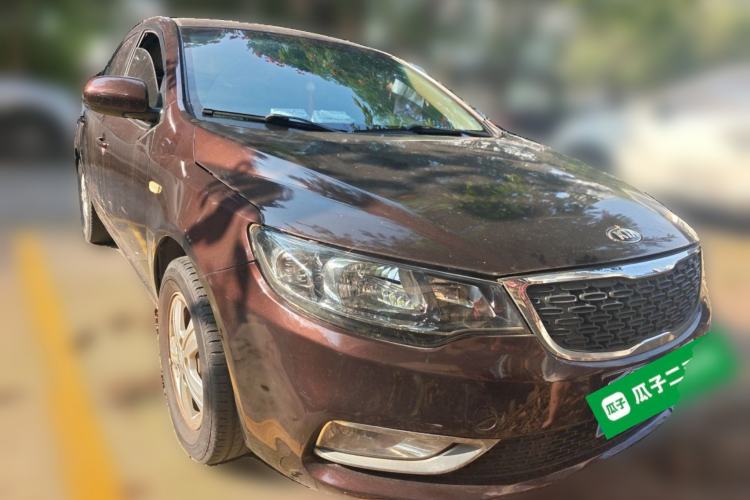 Used Kia Forte 2014 1.6L MT GL Front Right 45 Deg