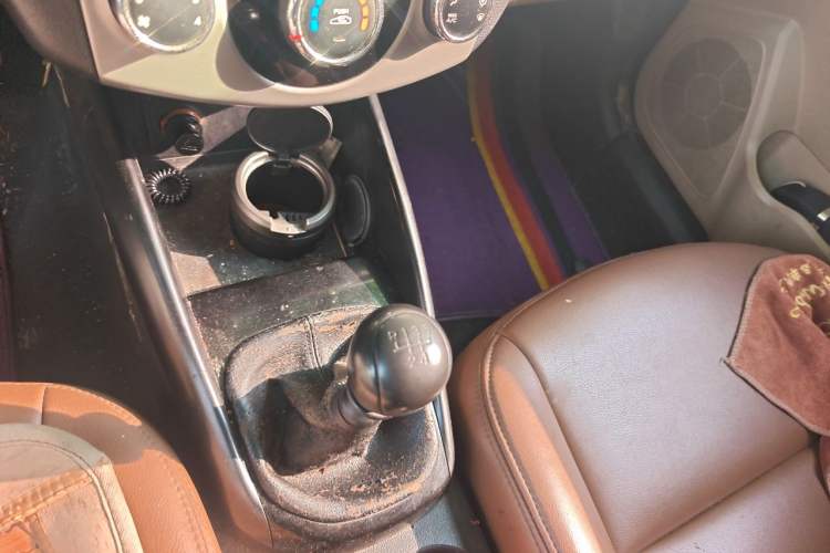 Used Kia Forte 2014 1.6L MT GL Gear Lever
