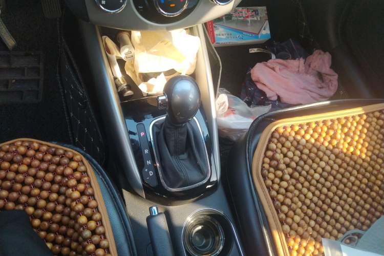 Used Kia Forte 2014 1.6L AT GLS Gear Lever