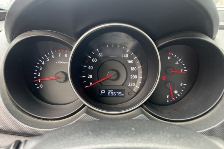 Used Kia Forte 2014 1.6L AT GL Instrument Cluster