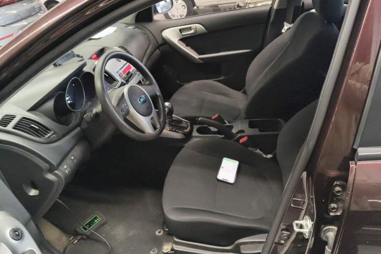 Used Kia Forte 2014 1.6L AT GL Left Front Seat