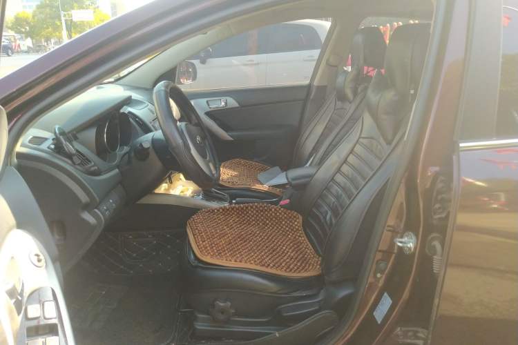 Used Kia Forte 2014 1.6L AT GLS Left Front Seat