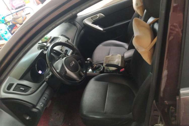 Used Kia Forte 2014 1.6L AT Premium Model Left Front Seat