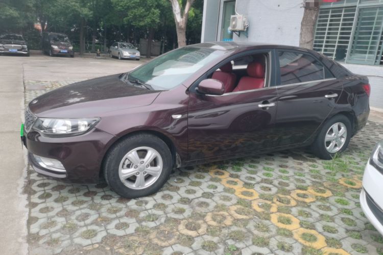 Used Kia Forte 2014 1.6L AT GL Left Side