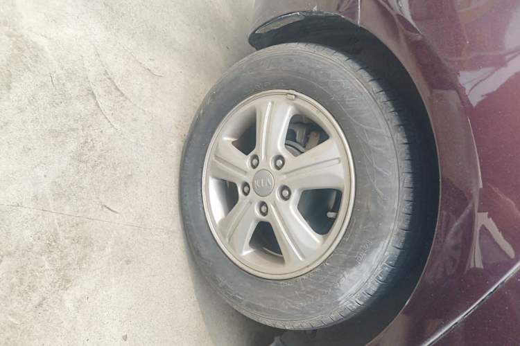 Used Kia Forte 2014 1.6L MT GL Right Rear Wheel Hub