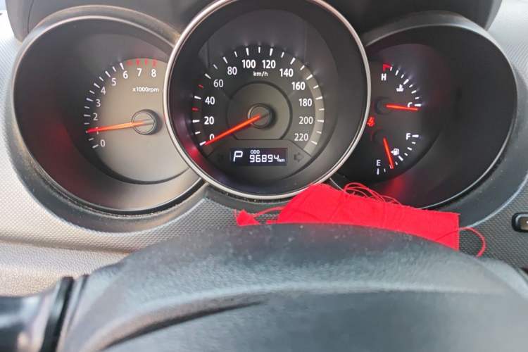 Used Kia Forte 2014 1.6L AT GL Odometer Close Up
