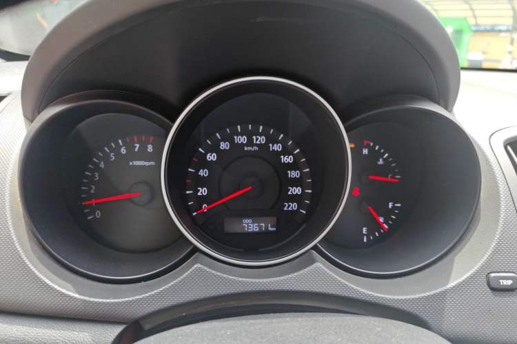 Used Kia Forte 2014 1.6L MT GL Instrument Cluster