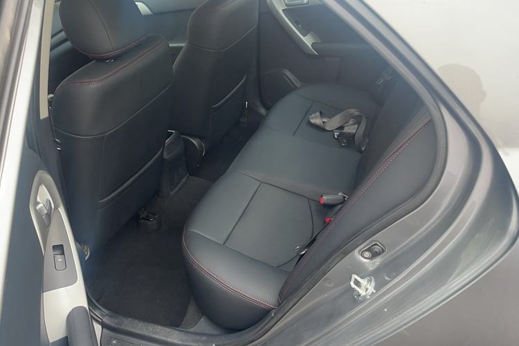 Used Kia Forte 2014 1.6L MT GL Interior 1
