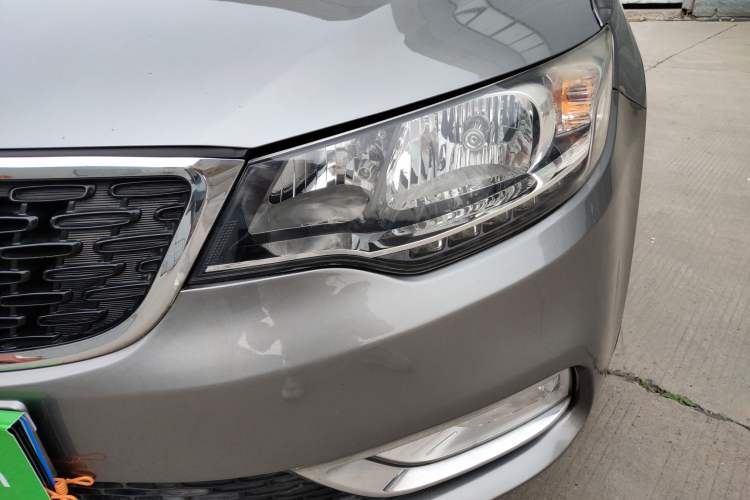 Used Kia Forte 2014 1.6L MT GLS Left Front Headlight